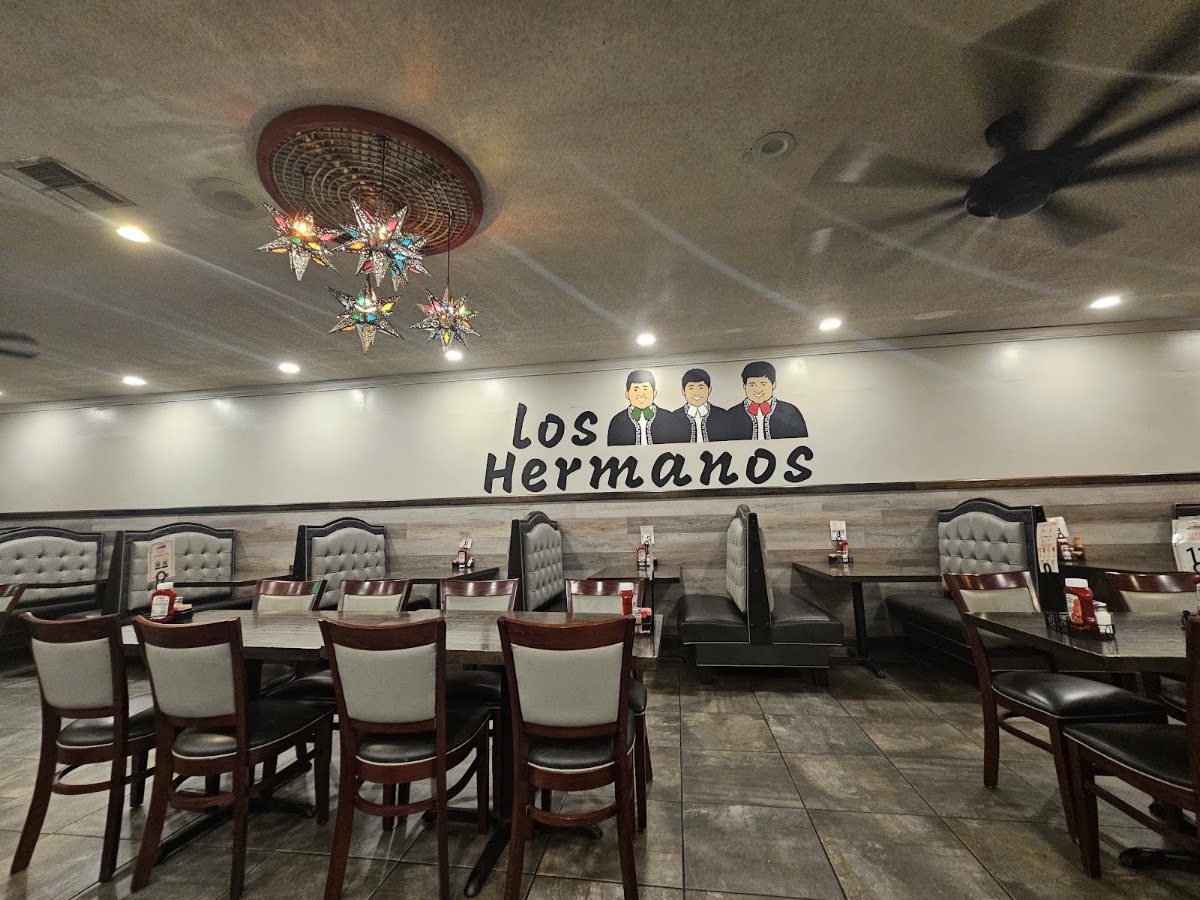 Los Hermanos Mexican Restaurant
