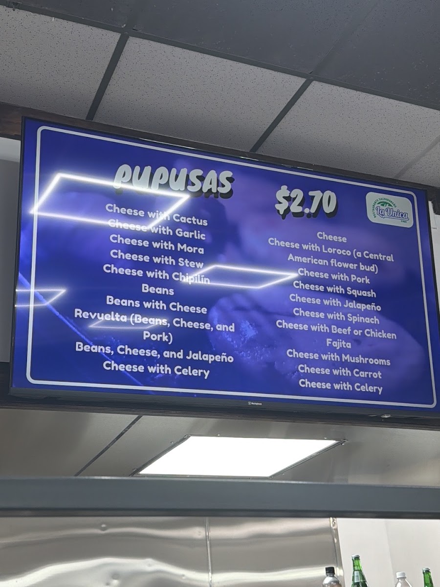 La Unica Restaurante Salvadoreño menu board