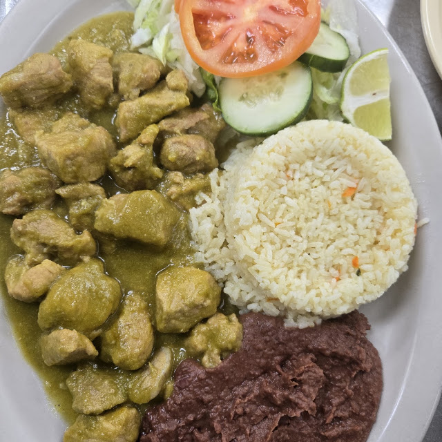 Platillo Lengua Rice Beans & Salad
