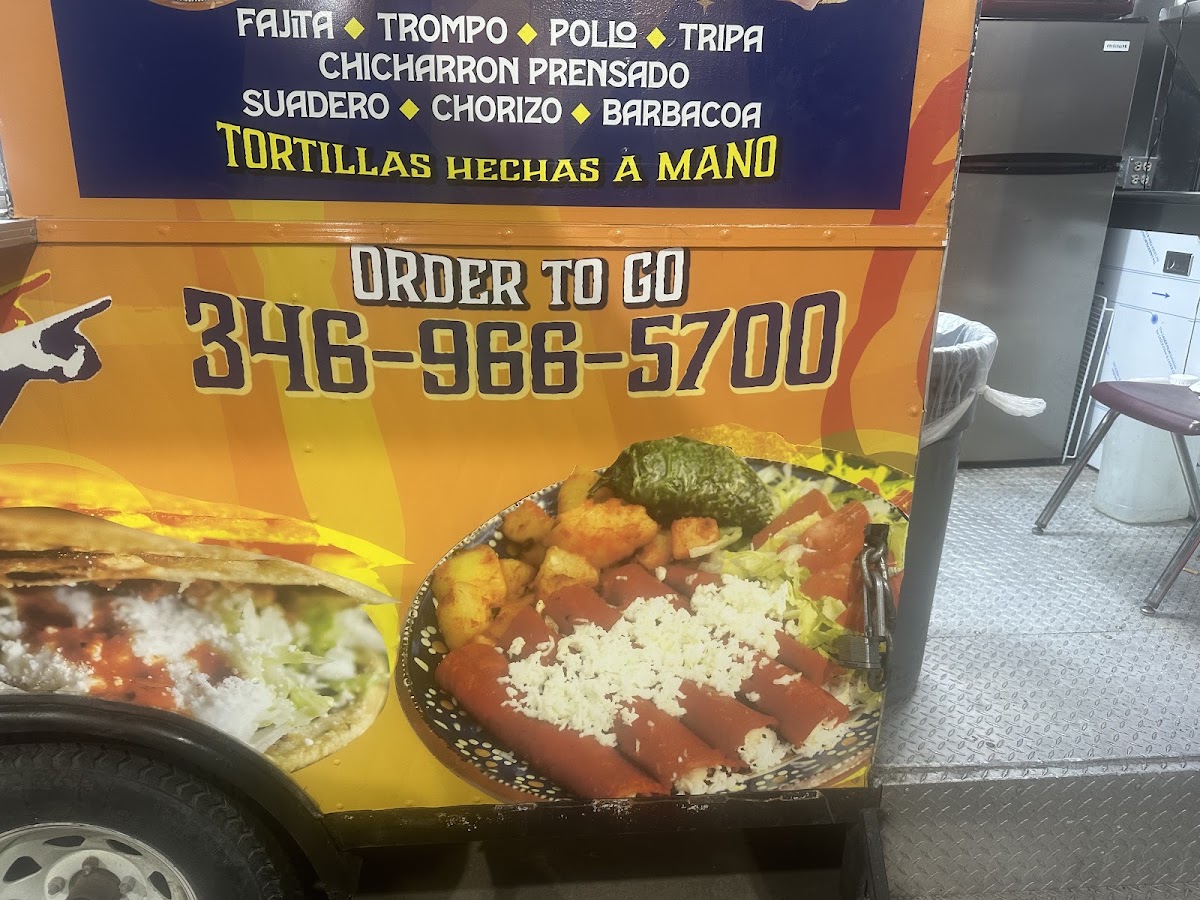 Tacos El Gordo Regio (Cleveland taqueria) menu board