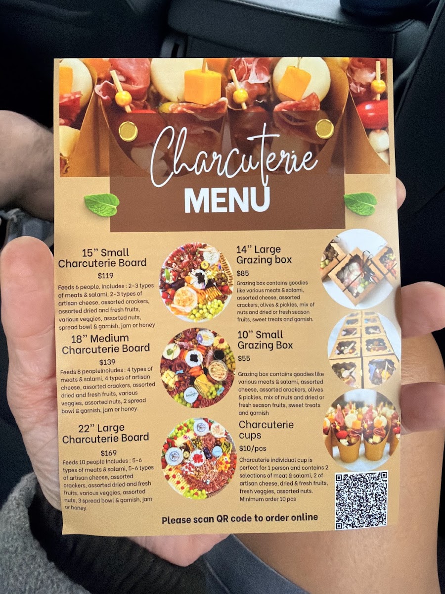 Yummy Bus of Cedar Creek menu board