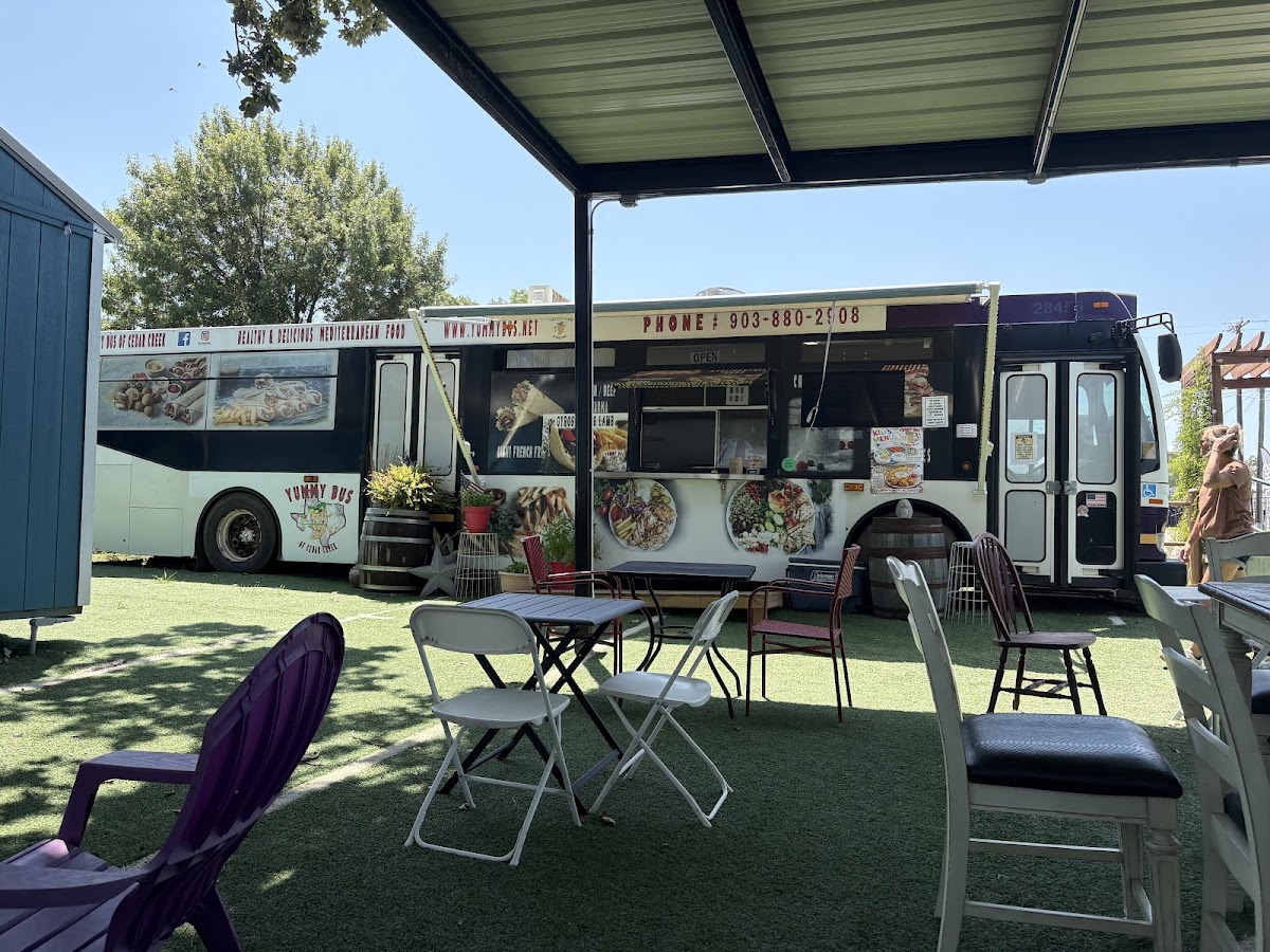 Yummy Bus of Cedar Creek