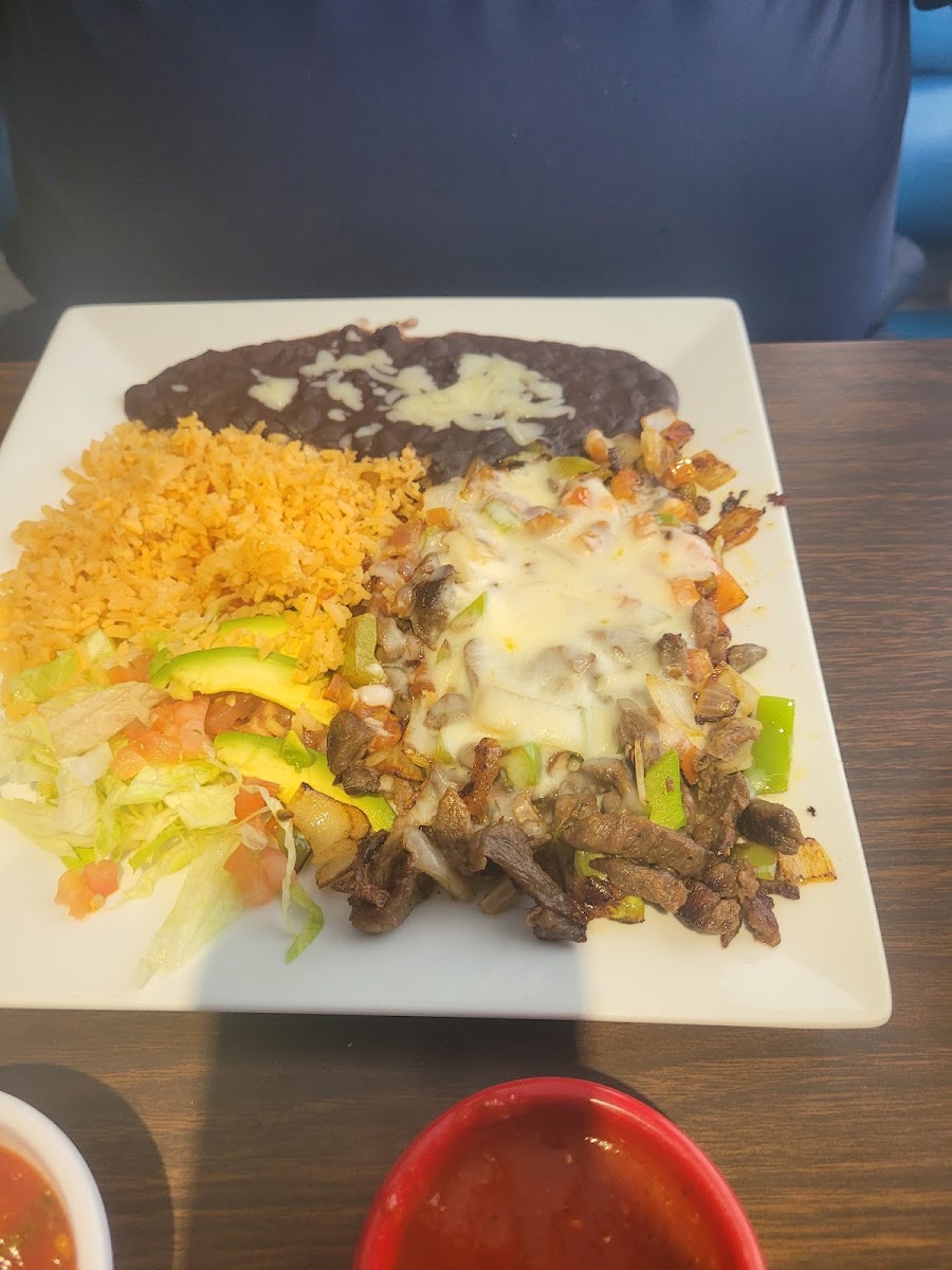 Mi Pueblito Mexican Tex Mex & Cantina Restaurant