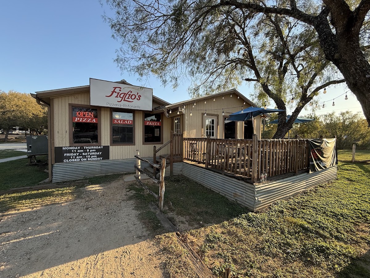 Figlio's Pizzeria