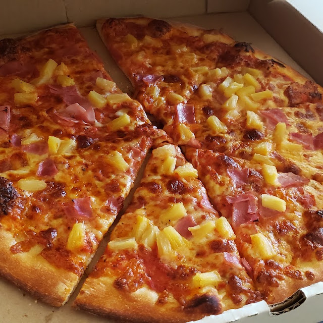 Hawaiian Pizza