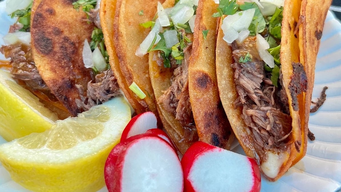 Santa Ana Amatlan Taco Truck
