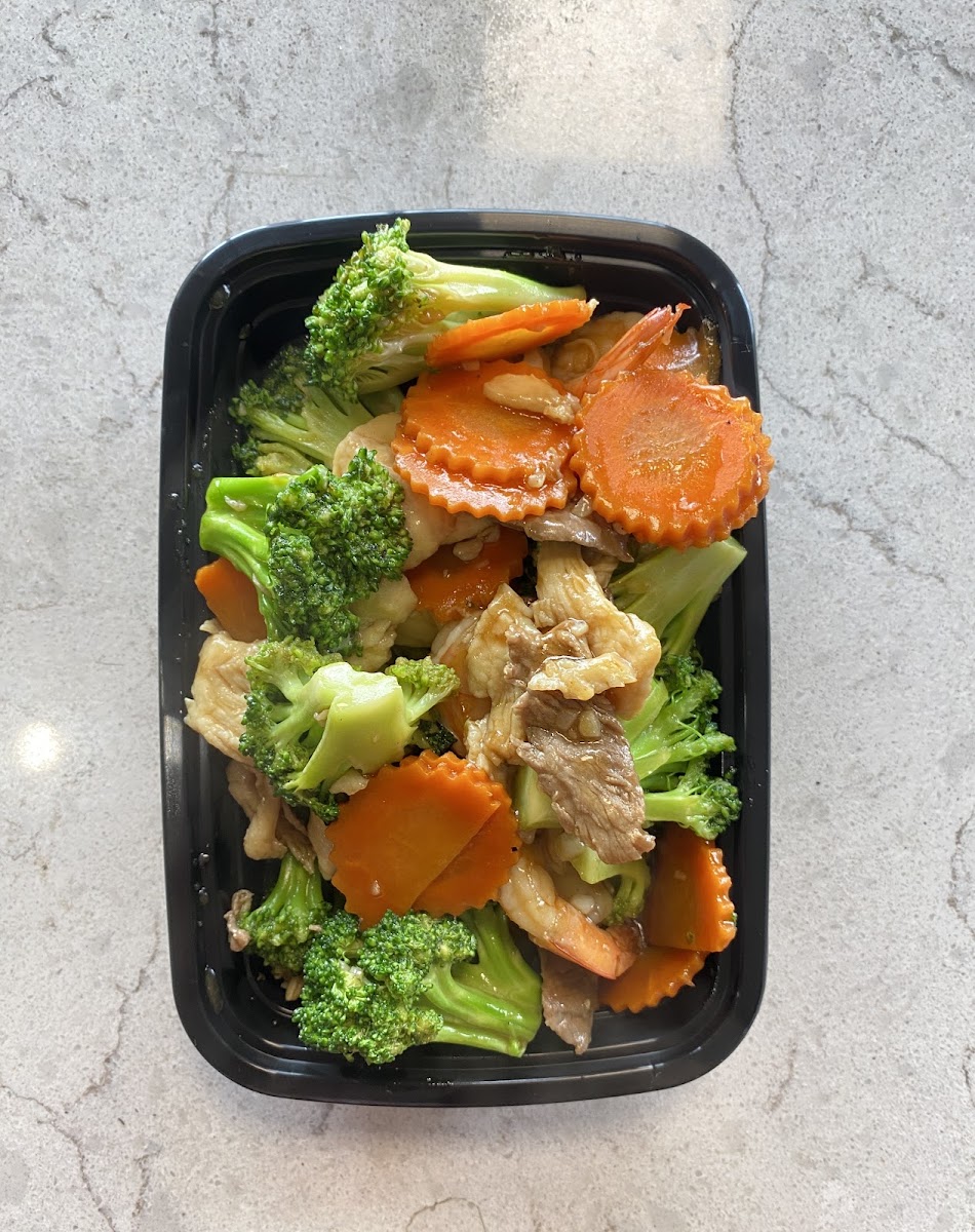 Thai Eats