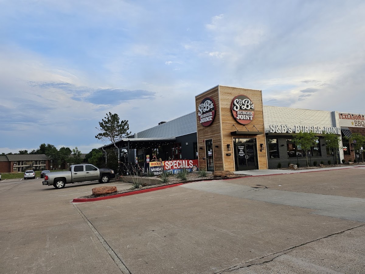 S&B's Burger Joint - East Edmond