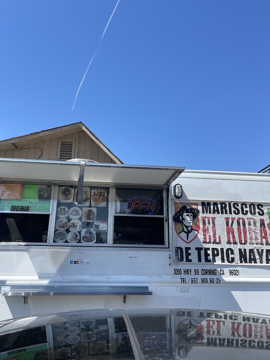 Mariscos El Kora de Nayarit | Food Truck