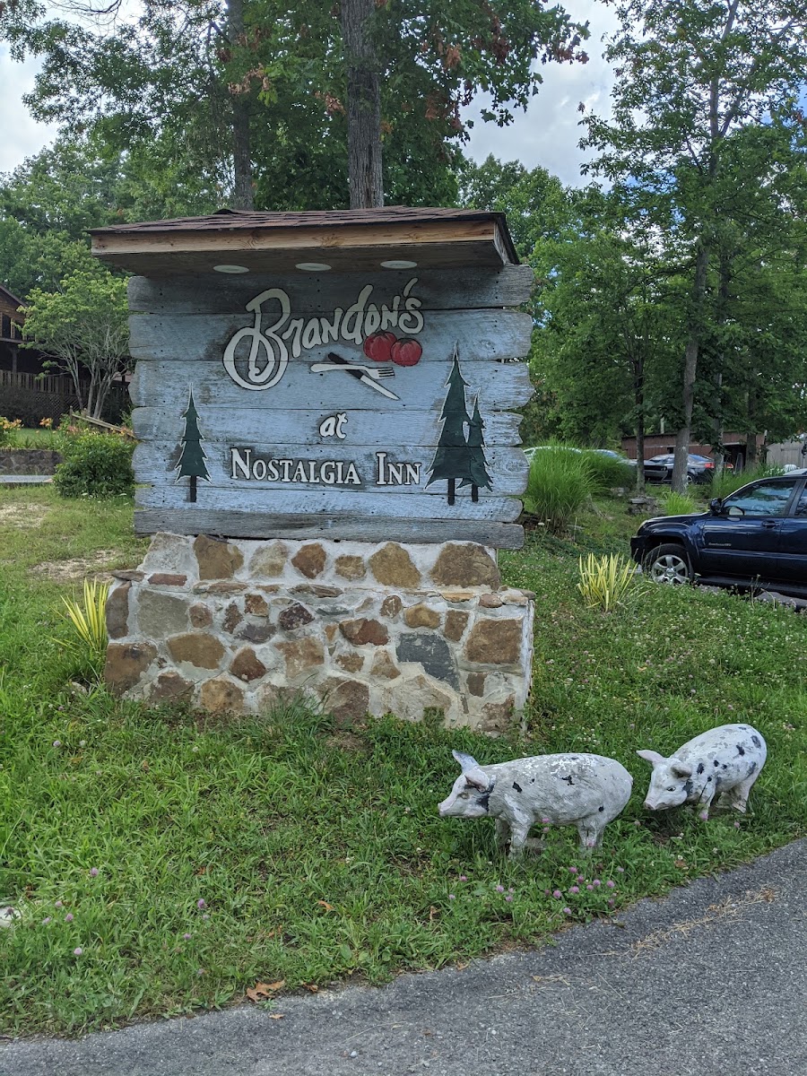 Brandon's BBQ & Grille