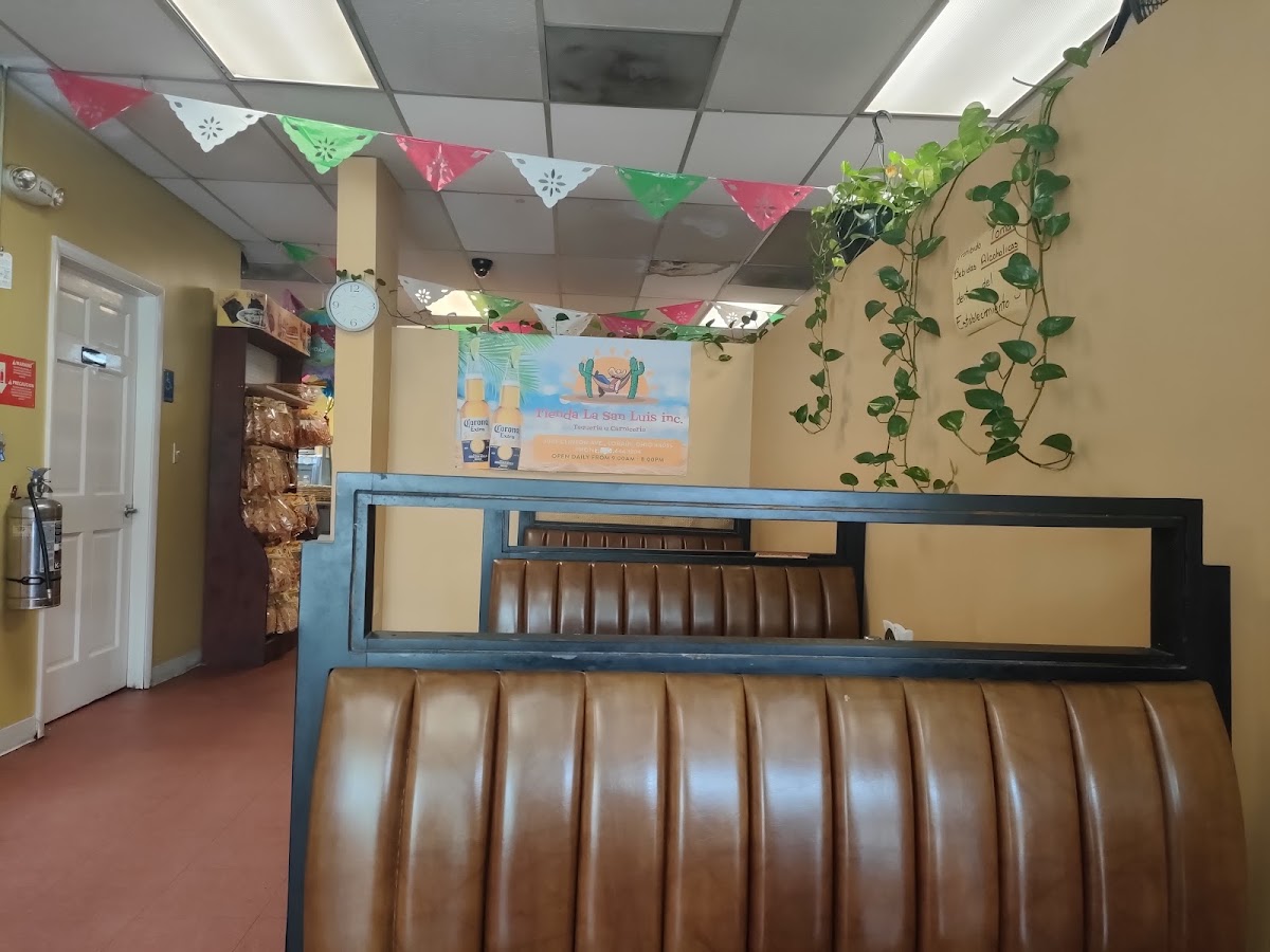 Tienda La San Luis inc.