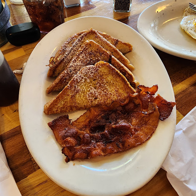 French Toast & Bacon