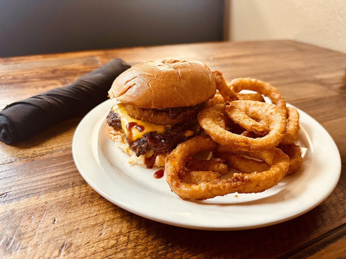 DAD'S American Diner
