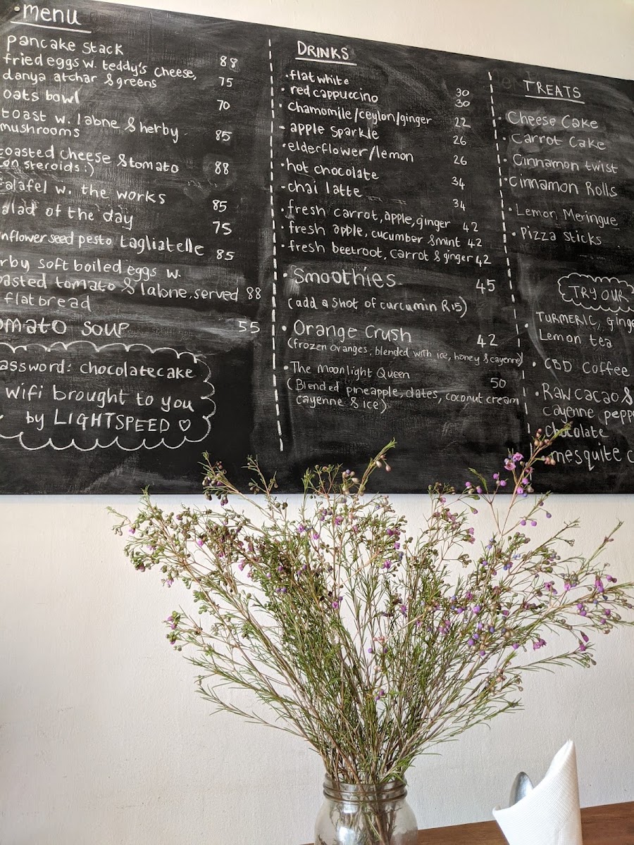 Maånskyñ menu board