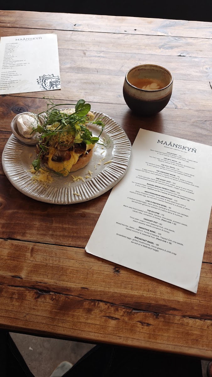 Maånskyñ menu board