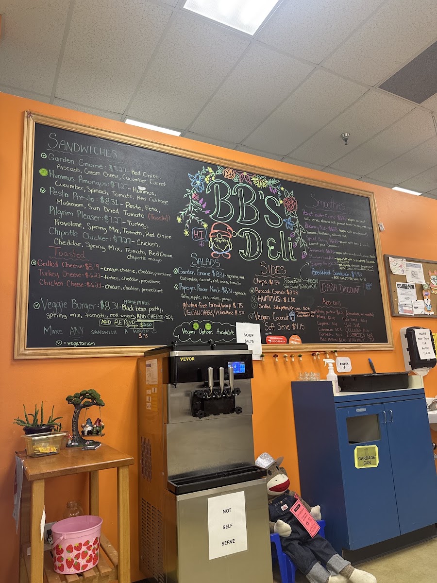 Bb's Deli menu board