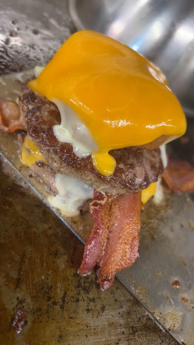 Chata's Brunchies Cafe