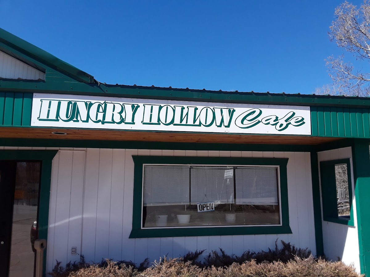 Hungry Hollow Cafe