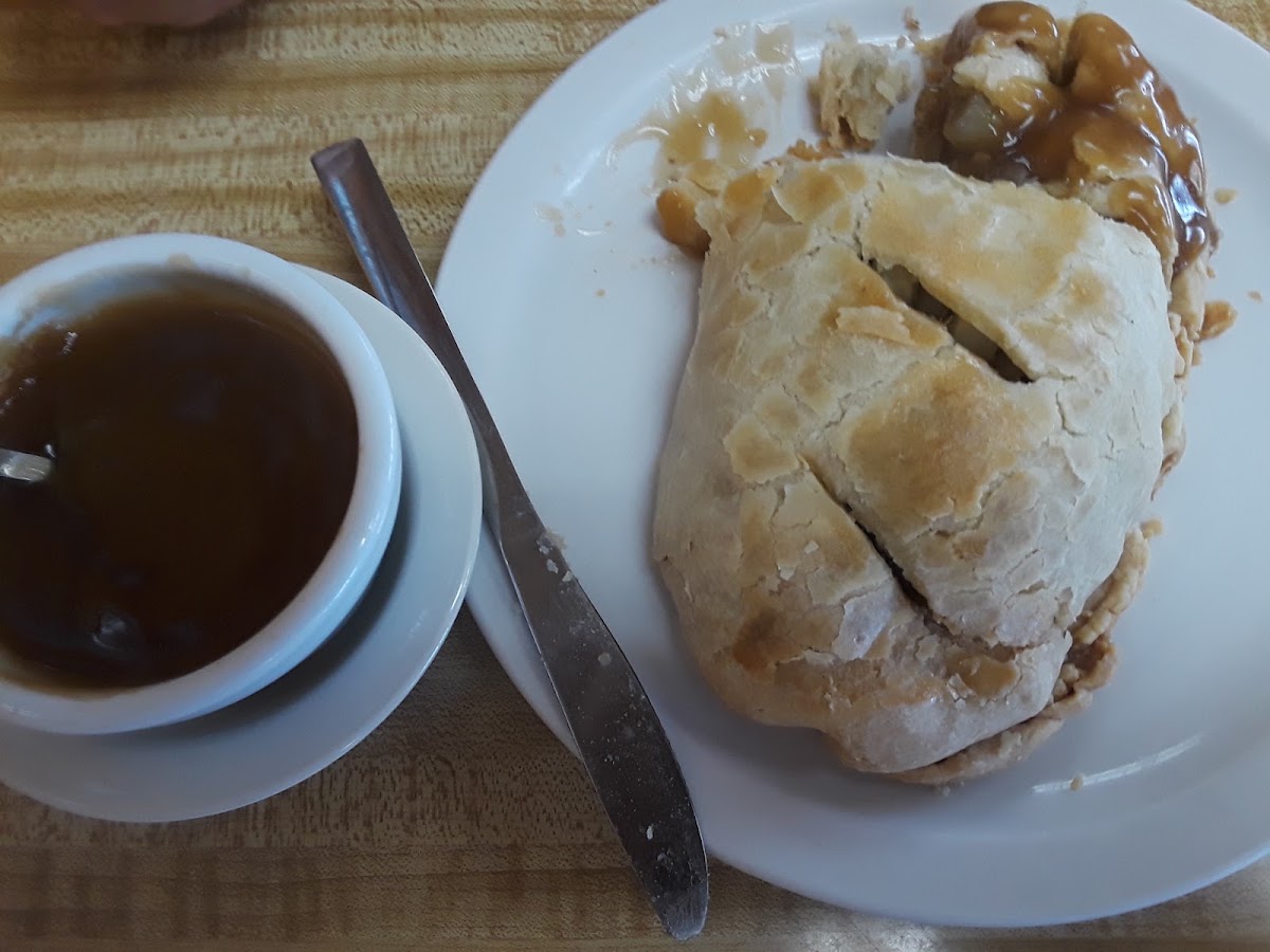 Hungry Hollow Cafe