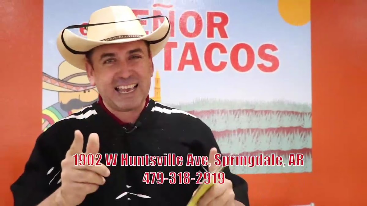 El senor de los tacos bar & grill