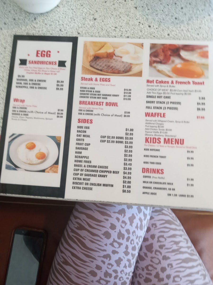 Pizza Pizzazz menu board