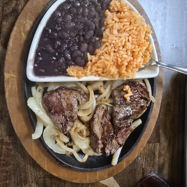 Steak Fajitas w Rice and Beans
