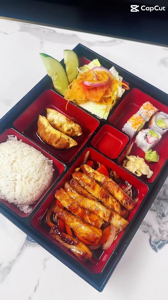 SushiOo Thai and Asian Cuisine