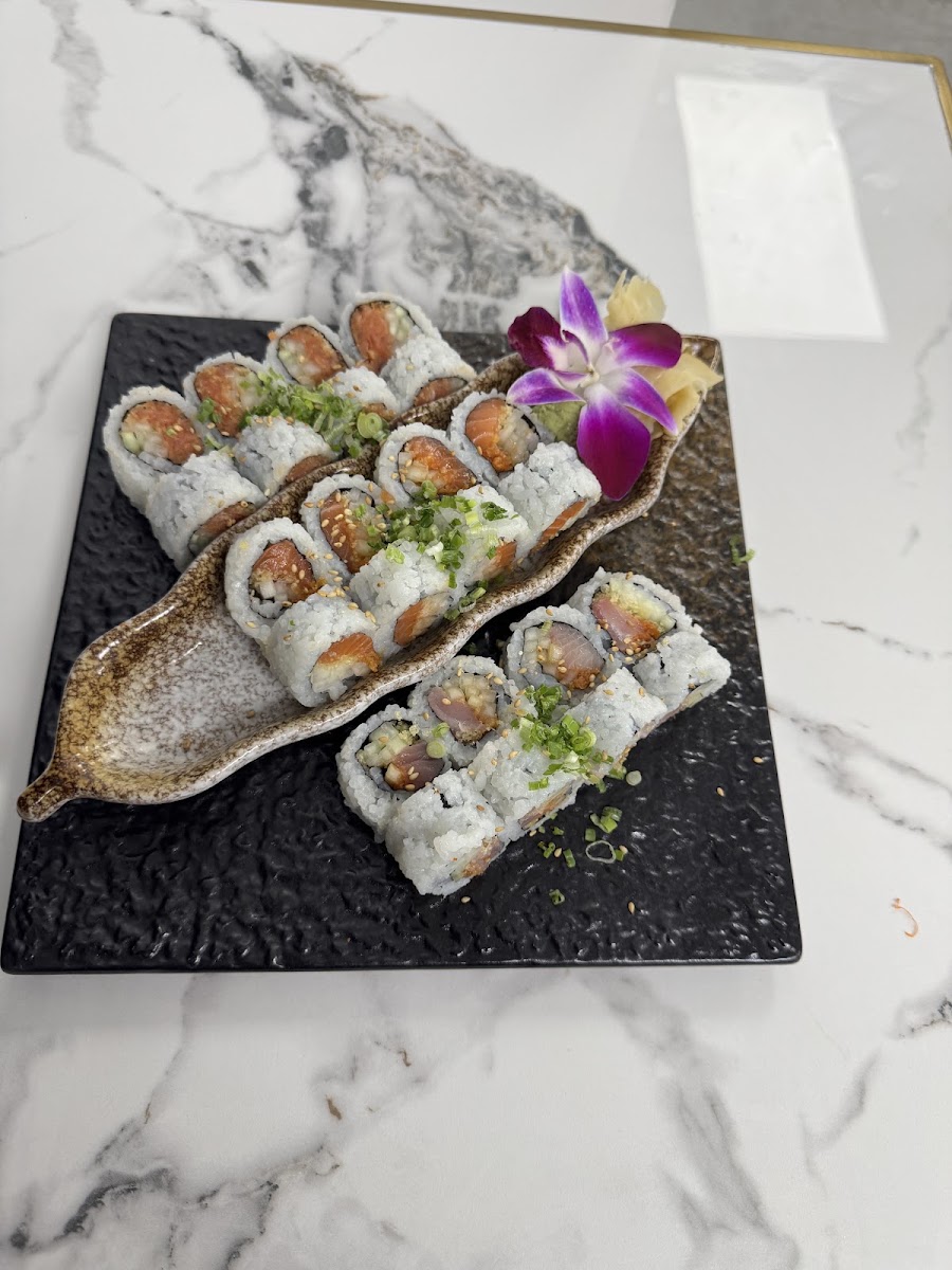 SushiOo Thai and Asian Cuisine