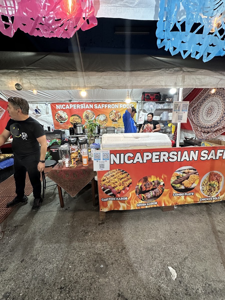 Nicapersian saffron food