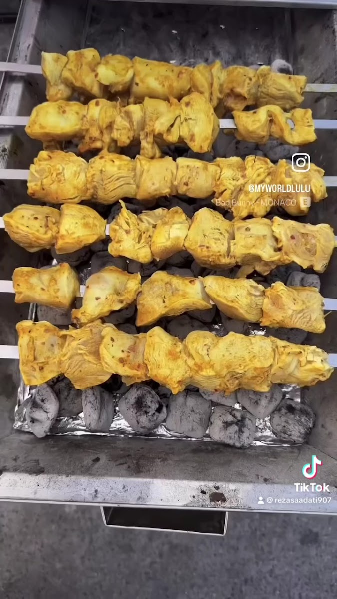 Nicapersian saffron food