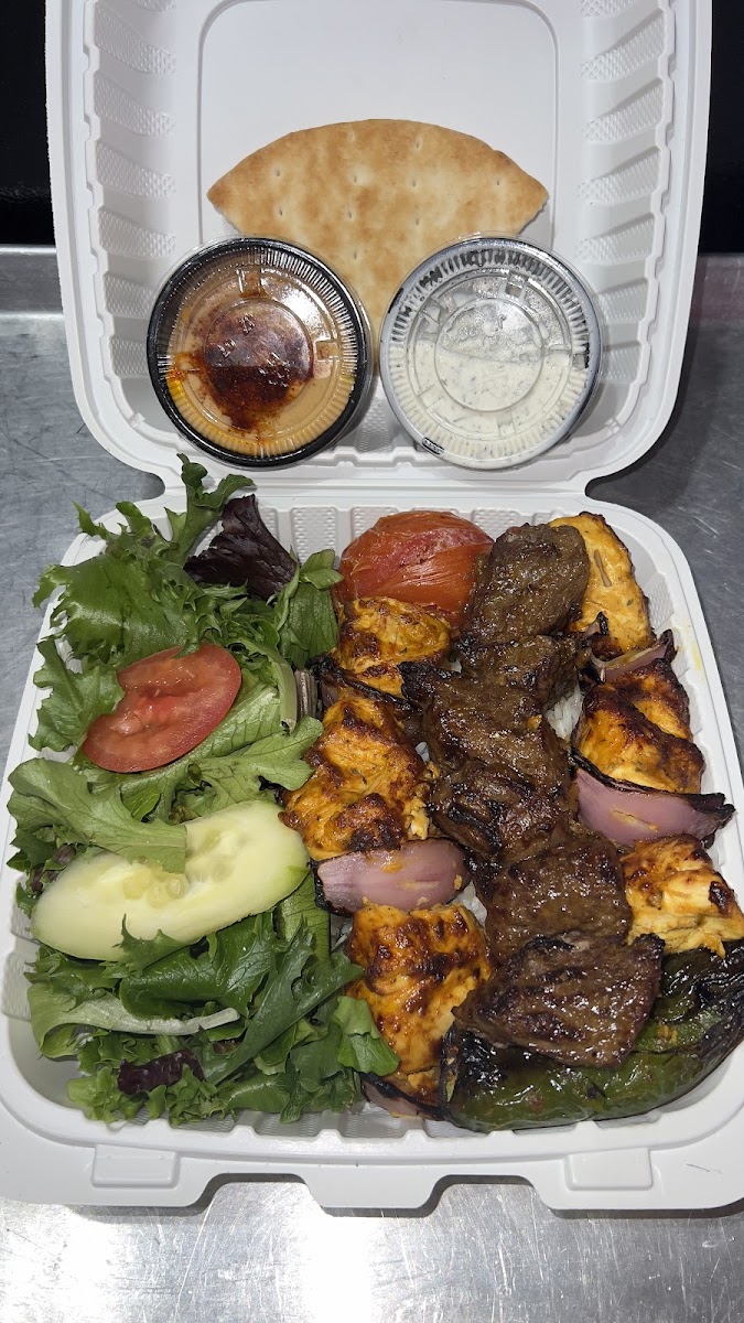 Nicapersian saffron food