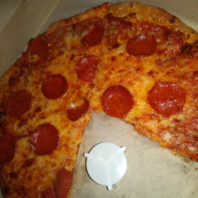 Med Pepperoni Pizza