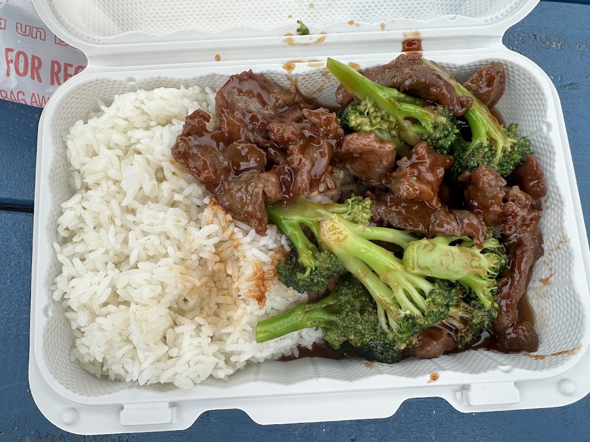 Fortune Cookie Chinese Restaurant to go