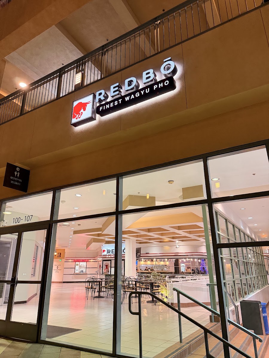 Pho Redbo