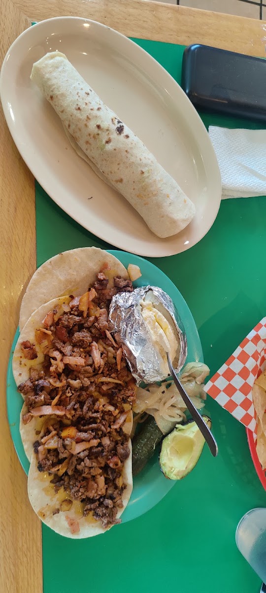 El Portal Del CIRO'S Mexican & Seafood