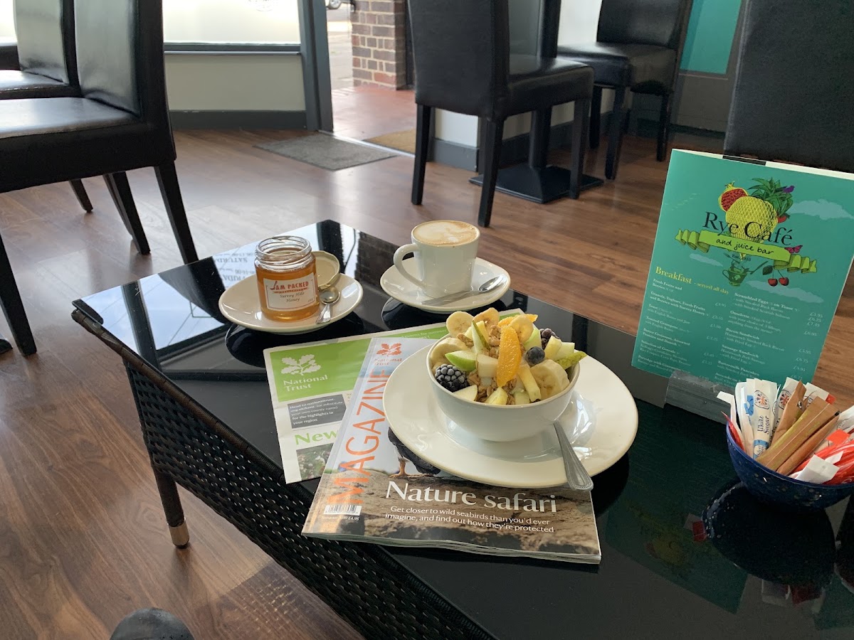 Rye Cafe and Juice Bar
