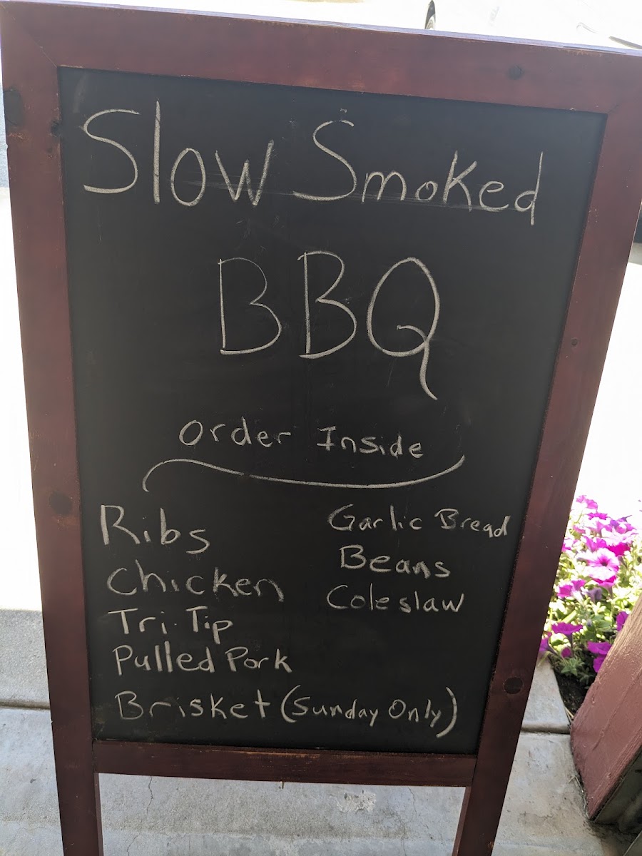 Mike's Backyard BBQ @ Garlic World menu board