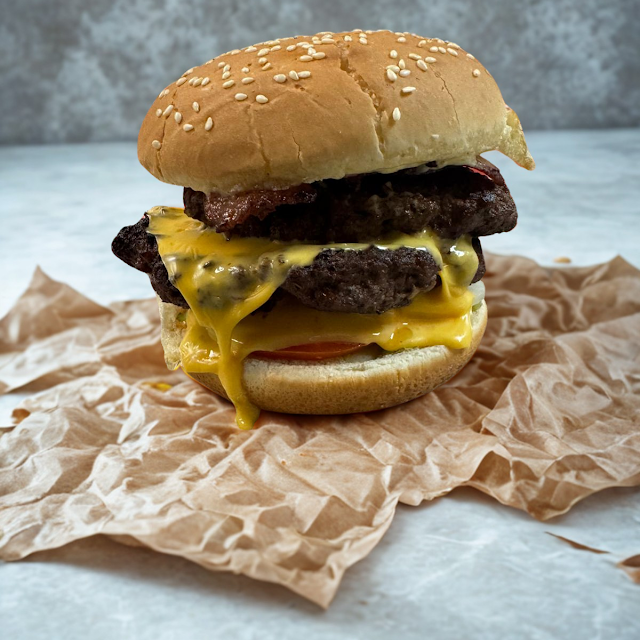 Double Beef Burger w Cheese