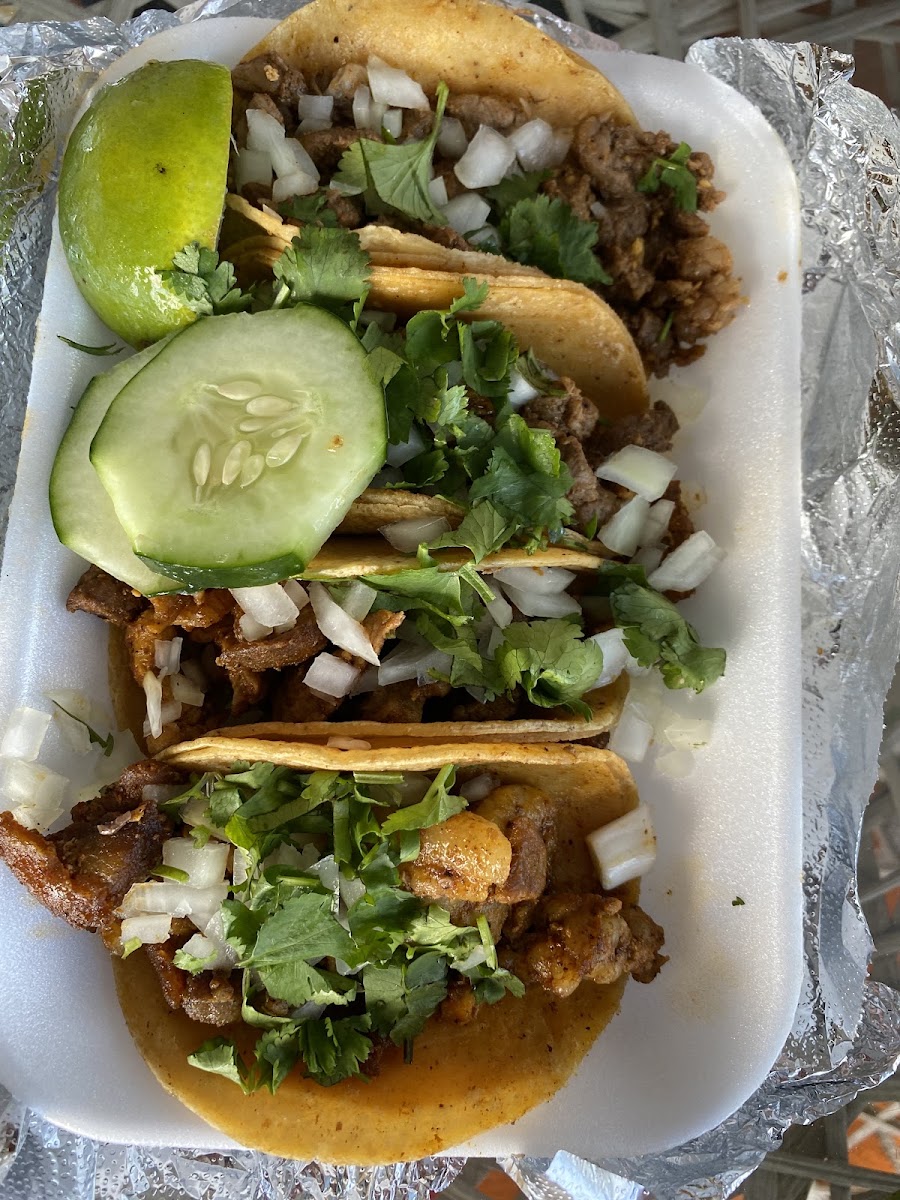 Mobile Wings Locale Food Truck