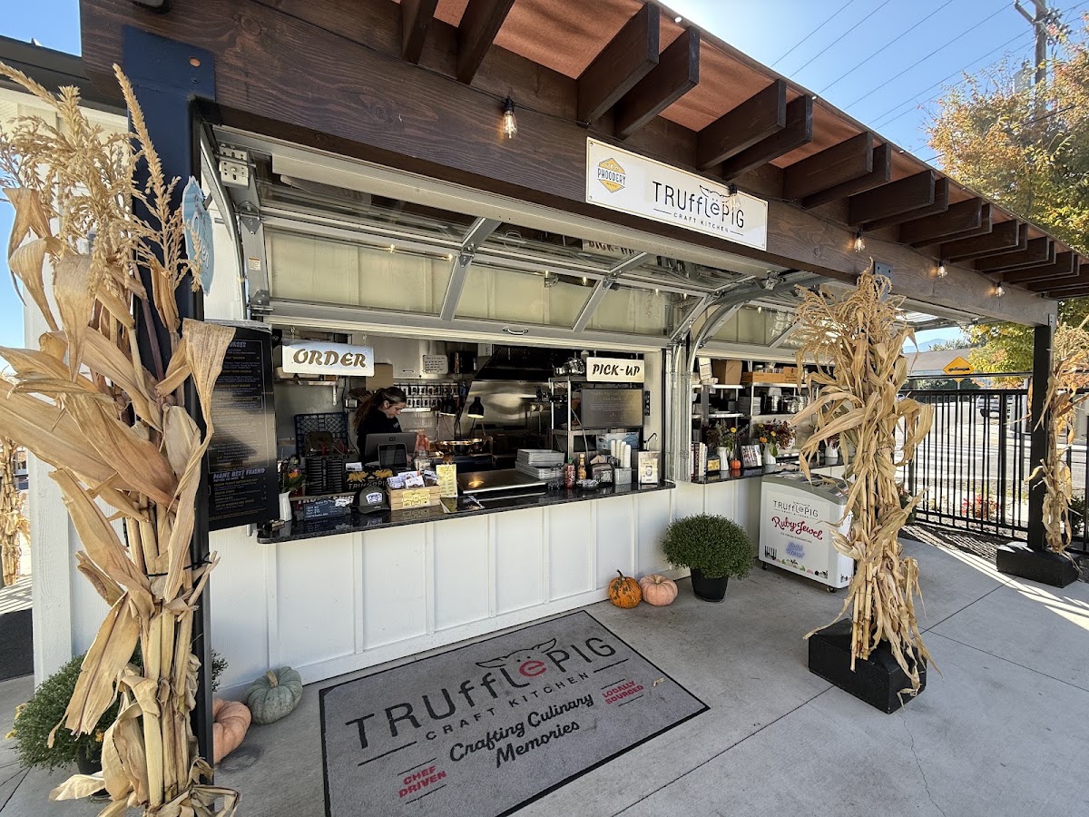 Truffle Pig Craft Kitchen