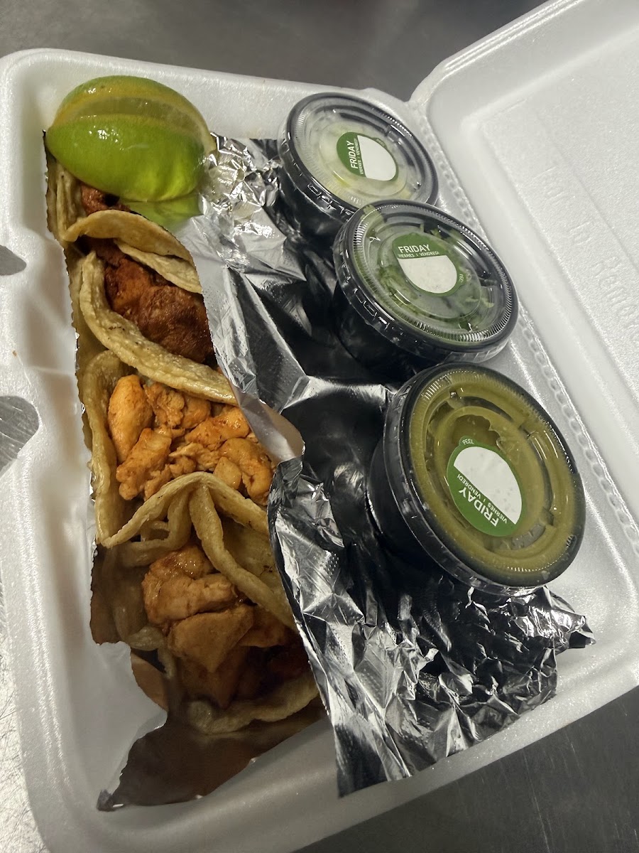 Antojitos Los Hermanos C.