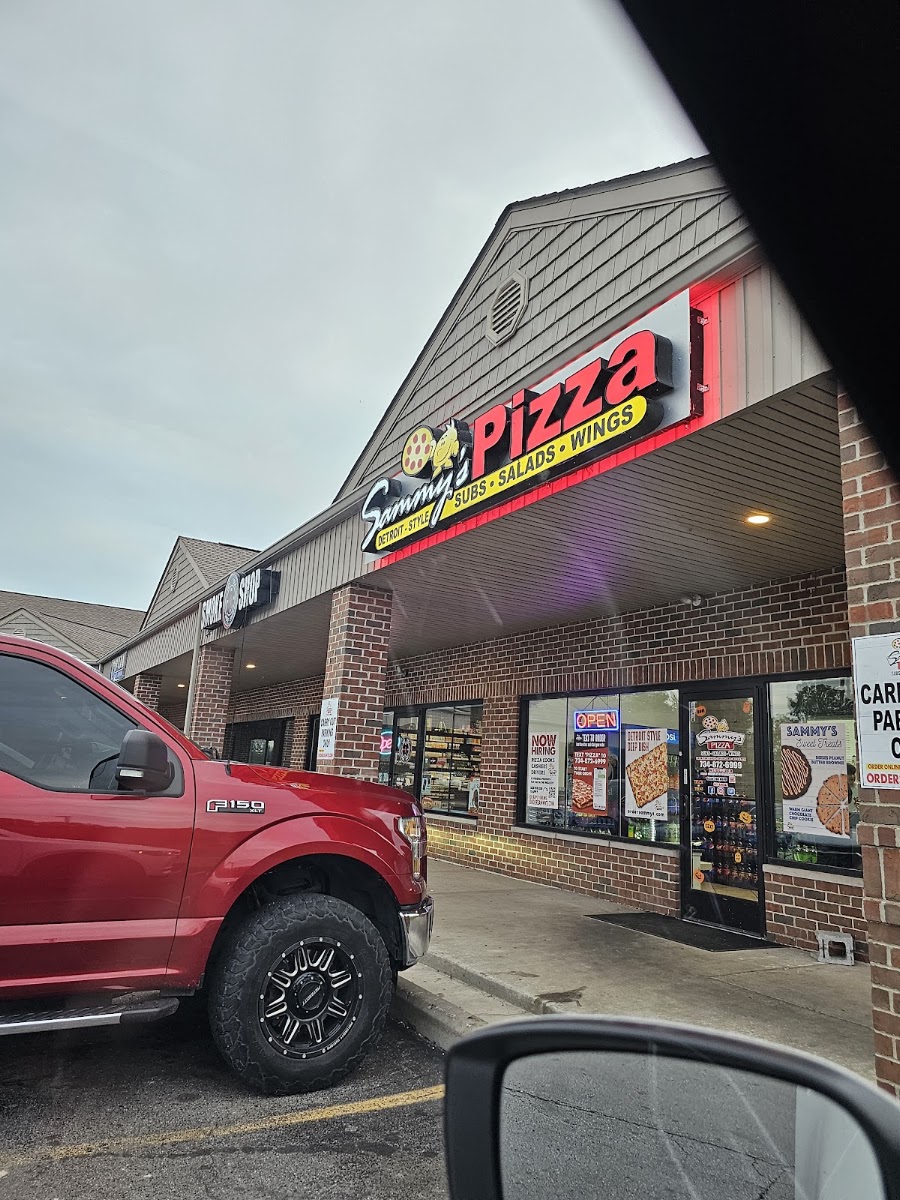 Sammy's Pizza