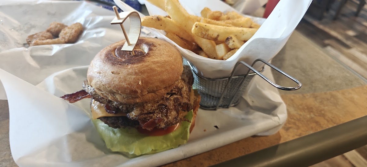 Big Bellies Burgers