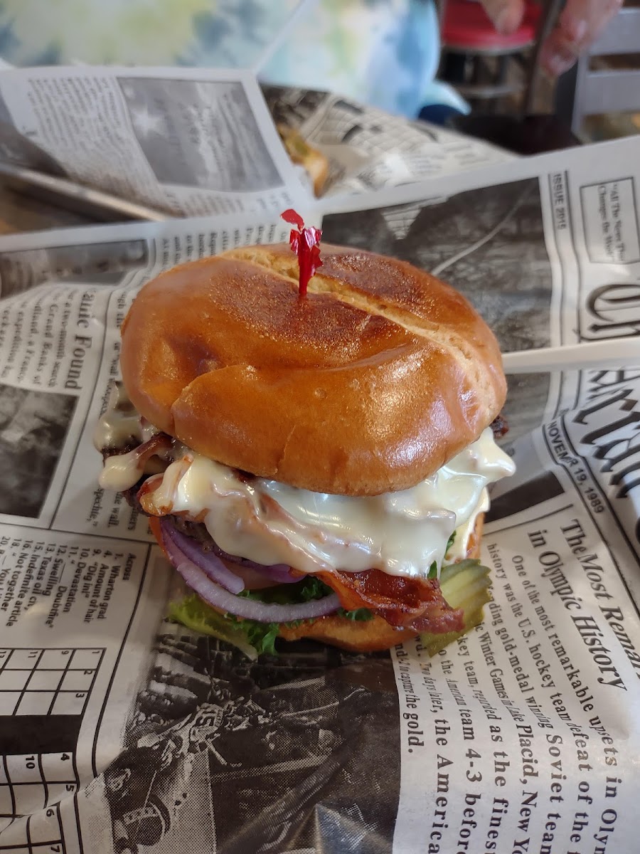 Big Bellies Burgers