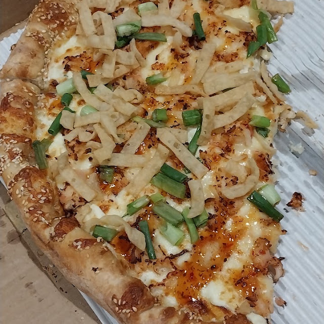 Crab Rangoon Pizza