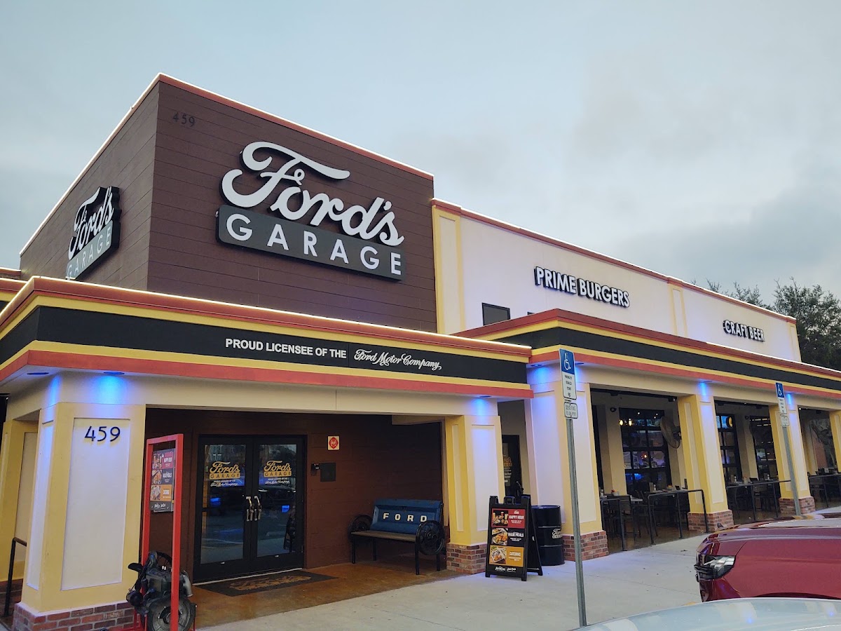 Ford's Garage Oviedo