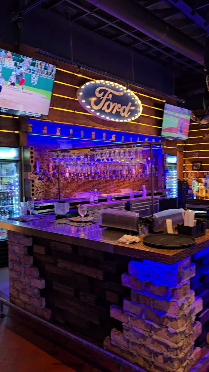 Ford's Garage Oviedo
