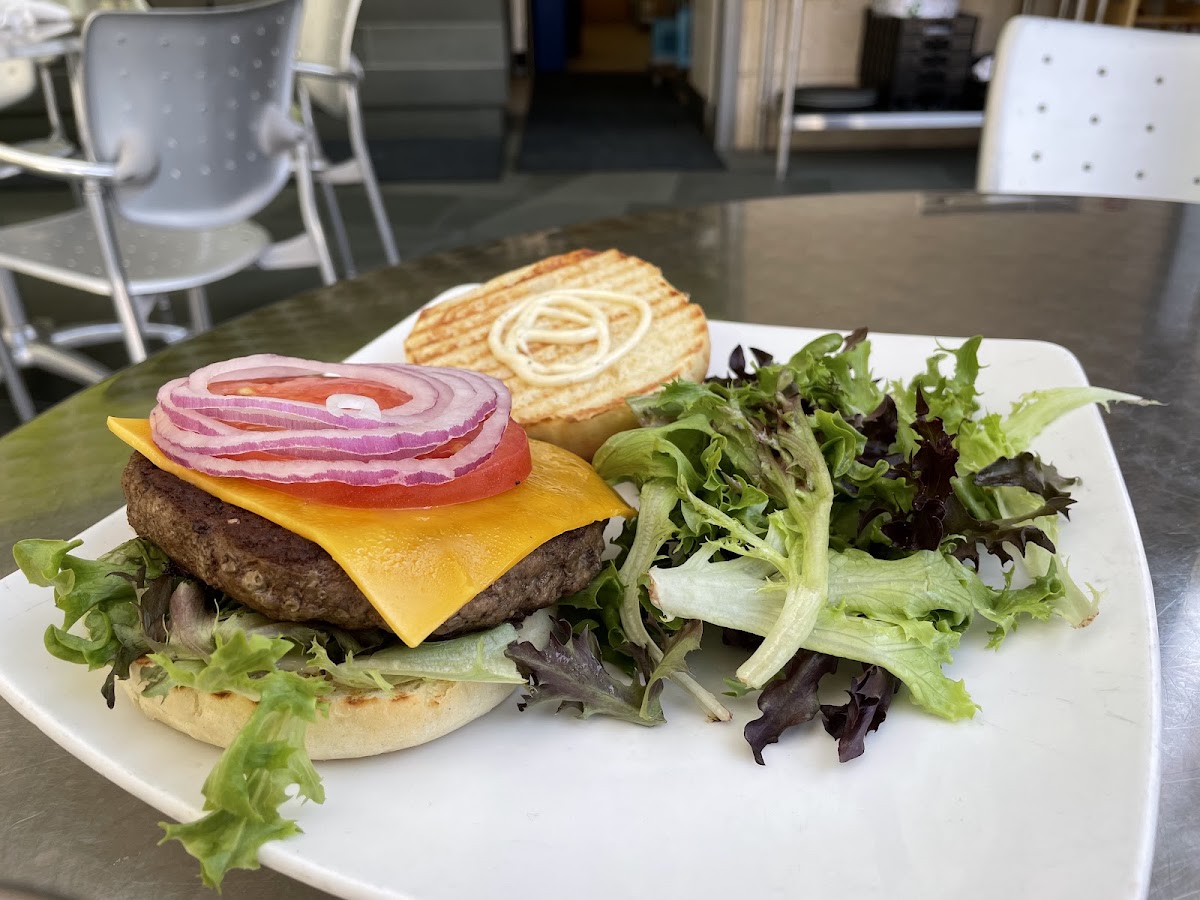 Nasher Cafe