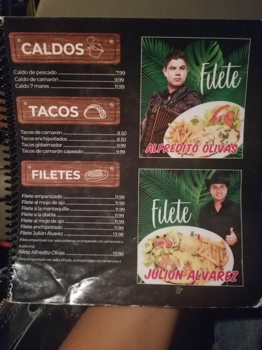 Mariscos Culiacan menu board