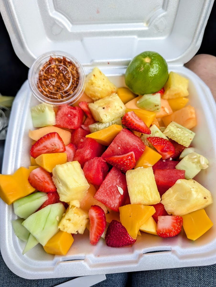 Big Daddy's Fruits and Snacks